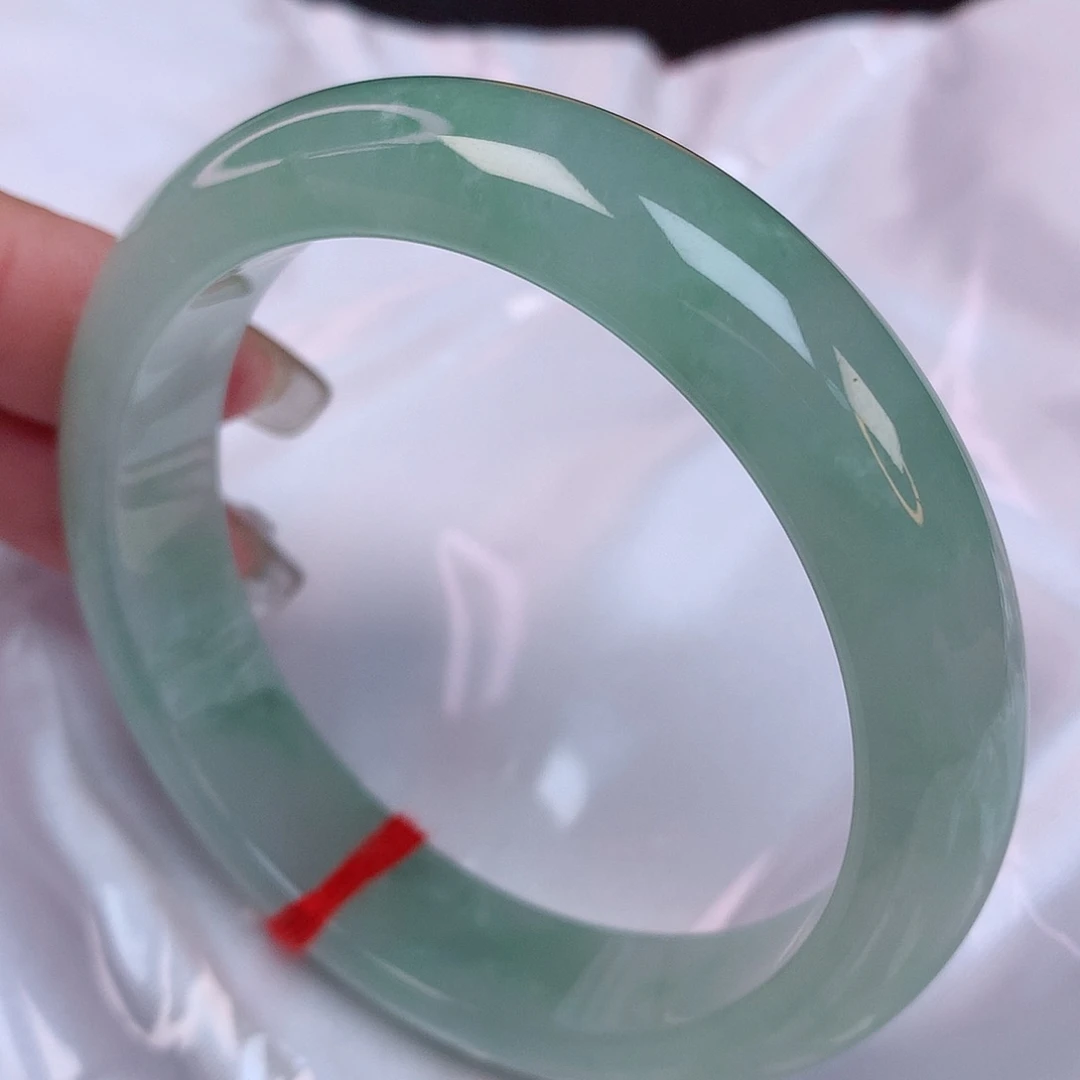 翡翠手镯未镶嵌56 翡翠手镯