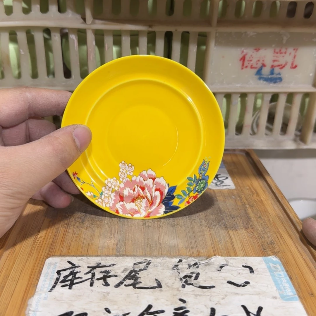 瑕疵介意勿拍陶瓷器皿A113