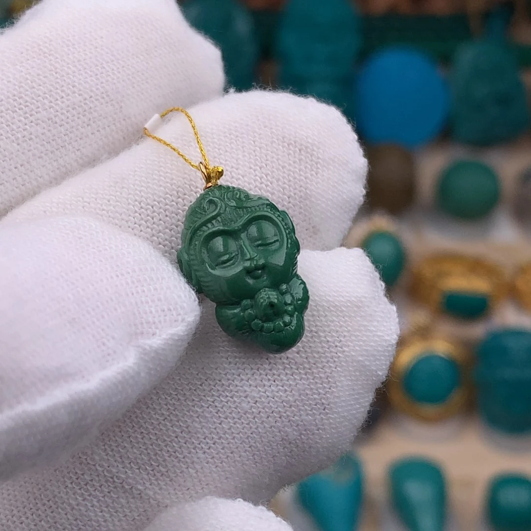 未镶嵌绿松石珠宝奇石