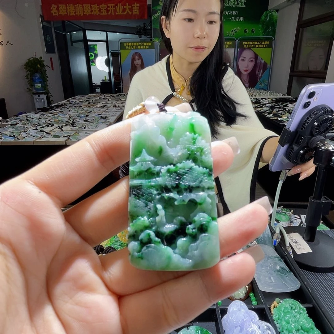 颈饰未镶嵌翡翠一
