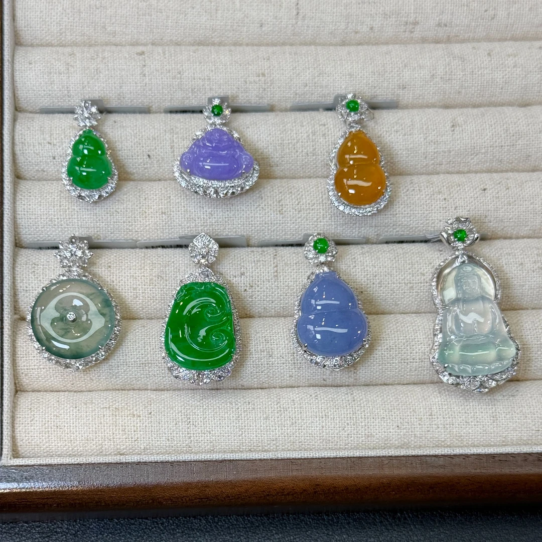 翡翠吊坠-18K-多样性发其一-A16|CXQ21