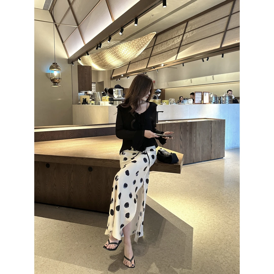 【YANG】法式浪漫风波点光泽感高腰单边开叉设计感长半身裙YY-440