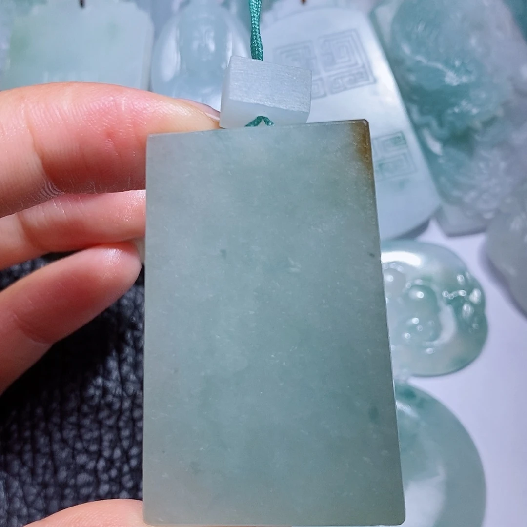 定制翡翠未镶嵌毛货付款后确认抛光