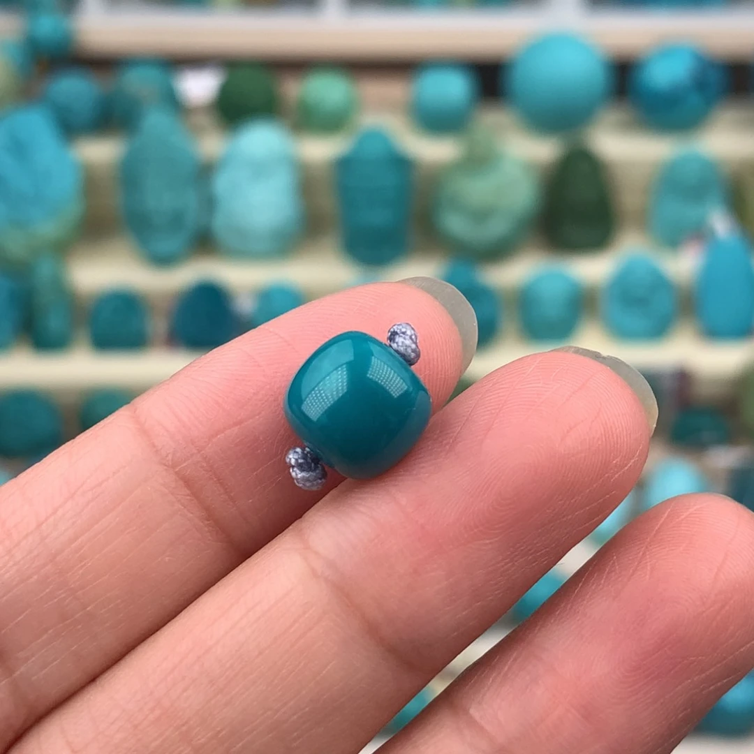 未镶嵌绿松石珠宝奇石9