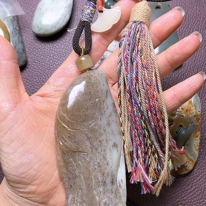 岫岩河磨玉（透闪石质玉）手绳未镶嵌