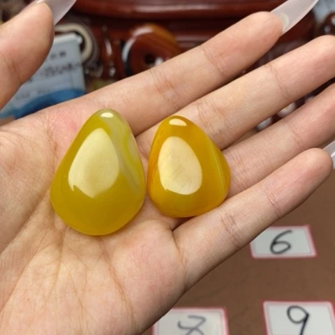 未镶嵌玛瑙/玉髓珠宝奇石阿**帝打孔不退不换