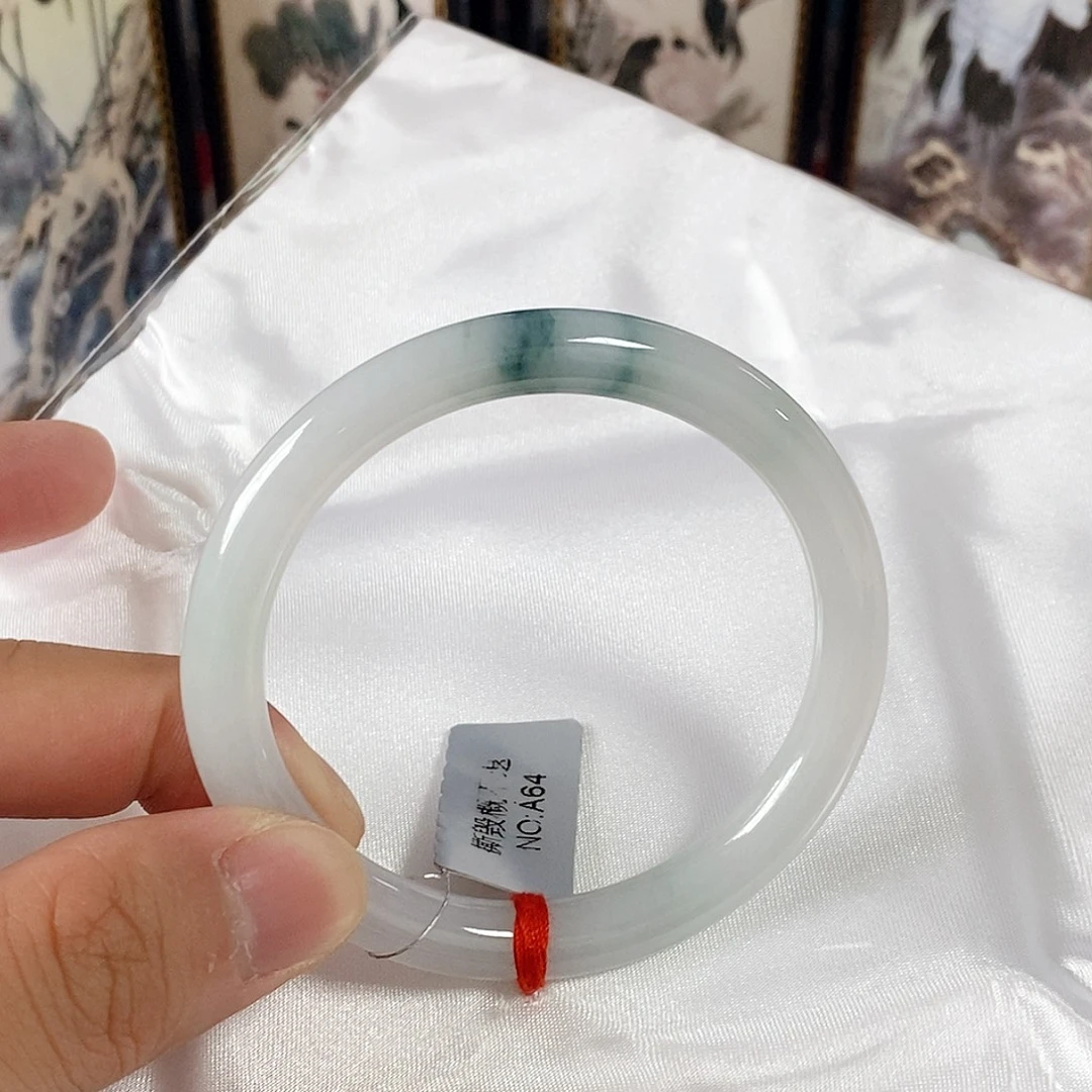 未镶嵌手镯翡翠手镯