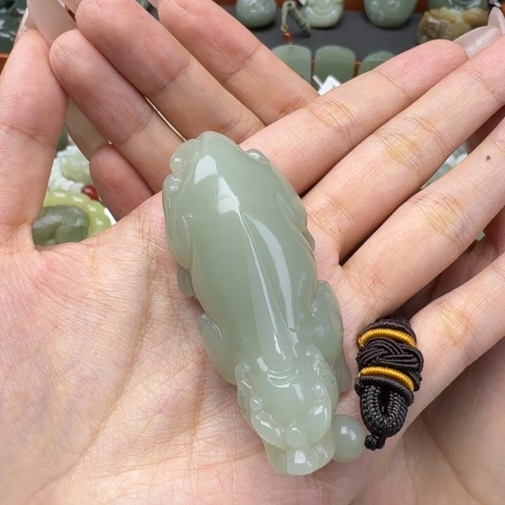 和田玉未镶嵌吊坠(不含链)牢**命