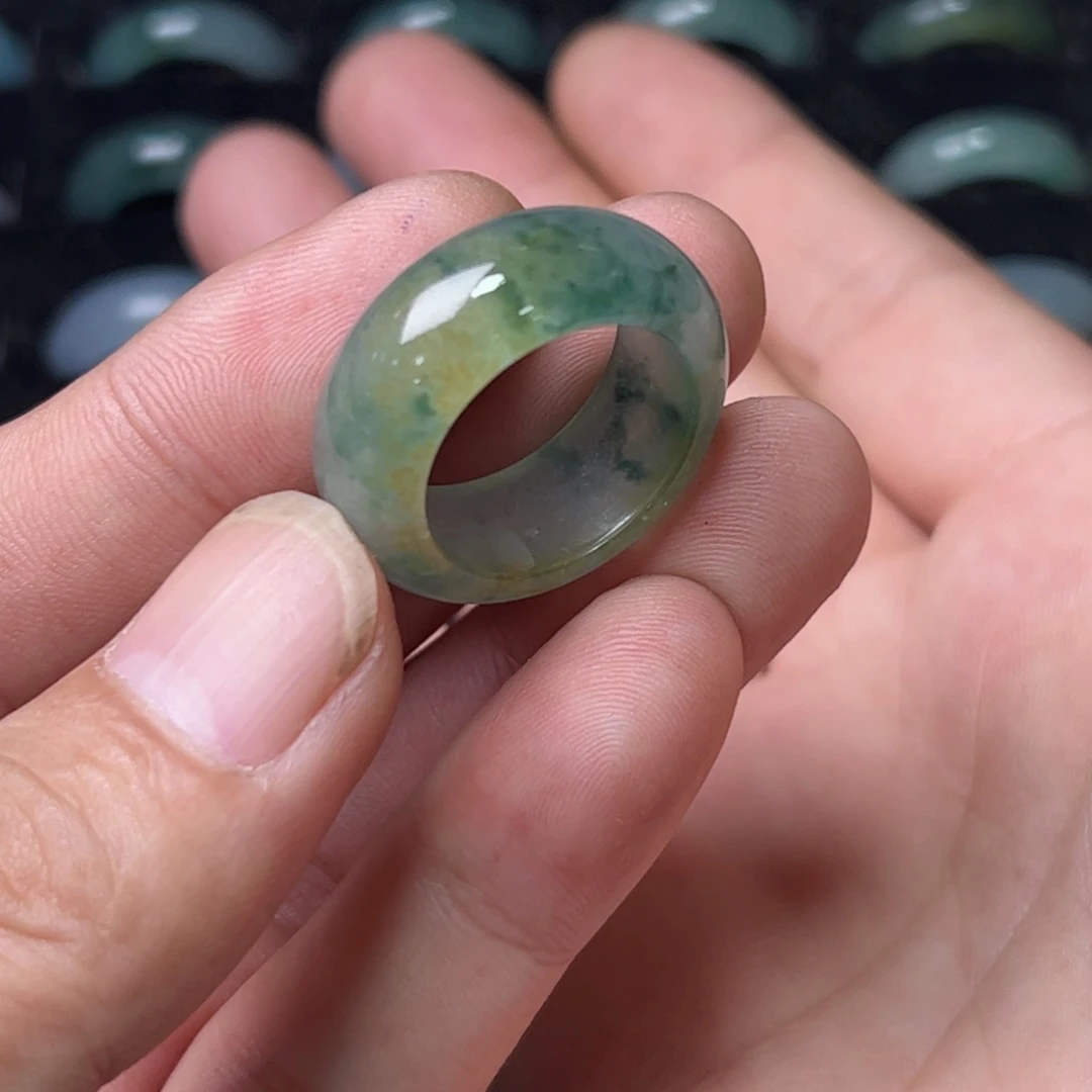 定制翡翠未镶嵌圈口20