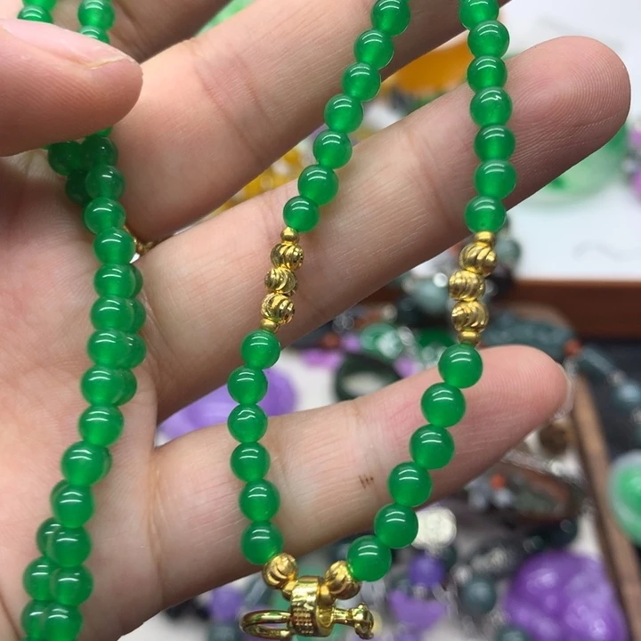 颈饰未镶嵌翡翠吊坠