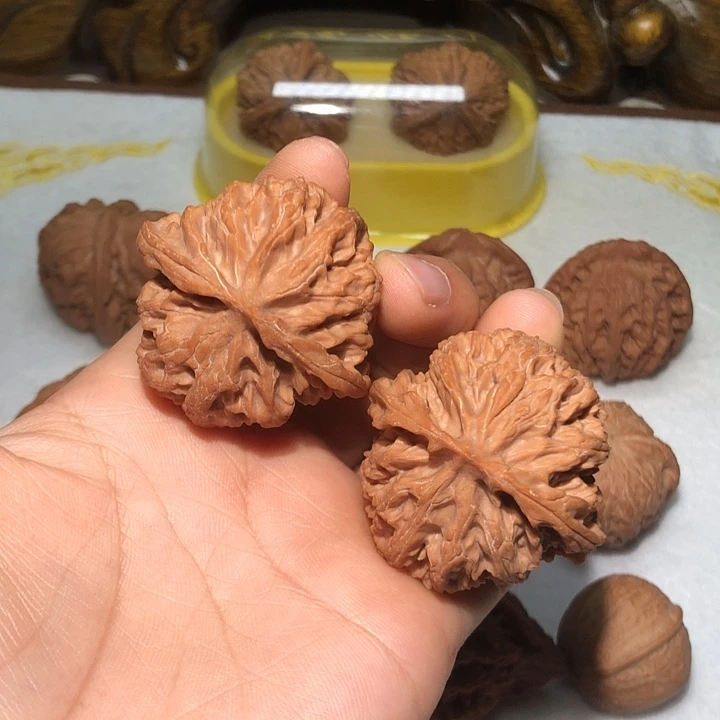 文玩核桃把件43.5苹果园