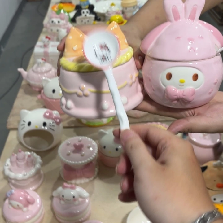 瓷片我在外面吃饭呢啊我