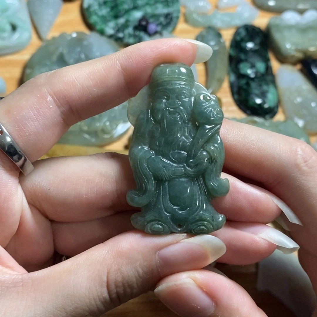 翡翠未镶嵌颈饰翡翠吊坠