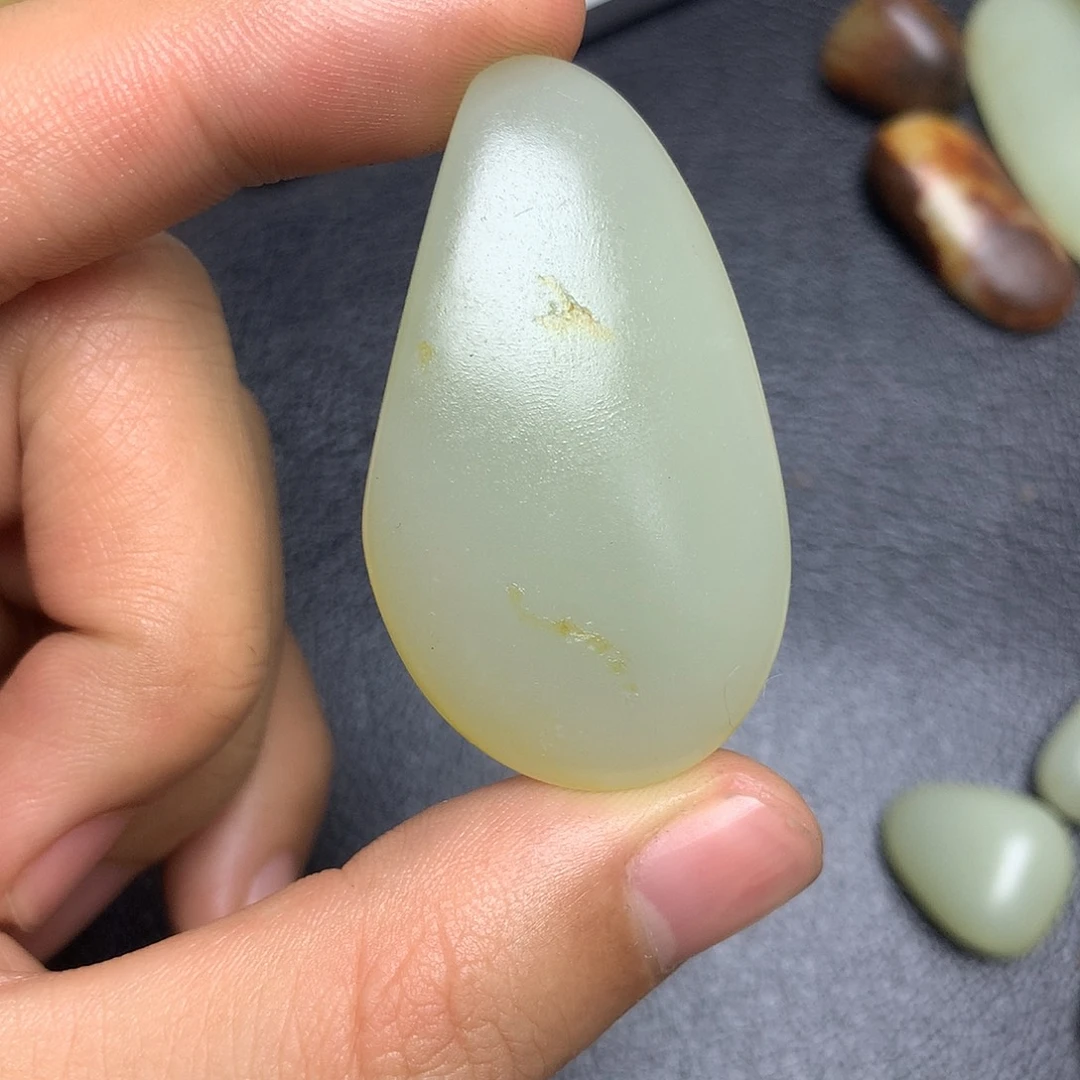 和田玉未镶嵌摆件