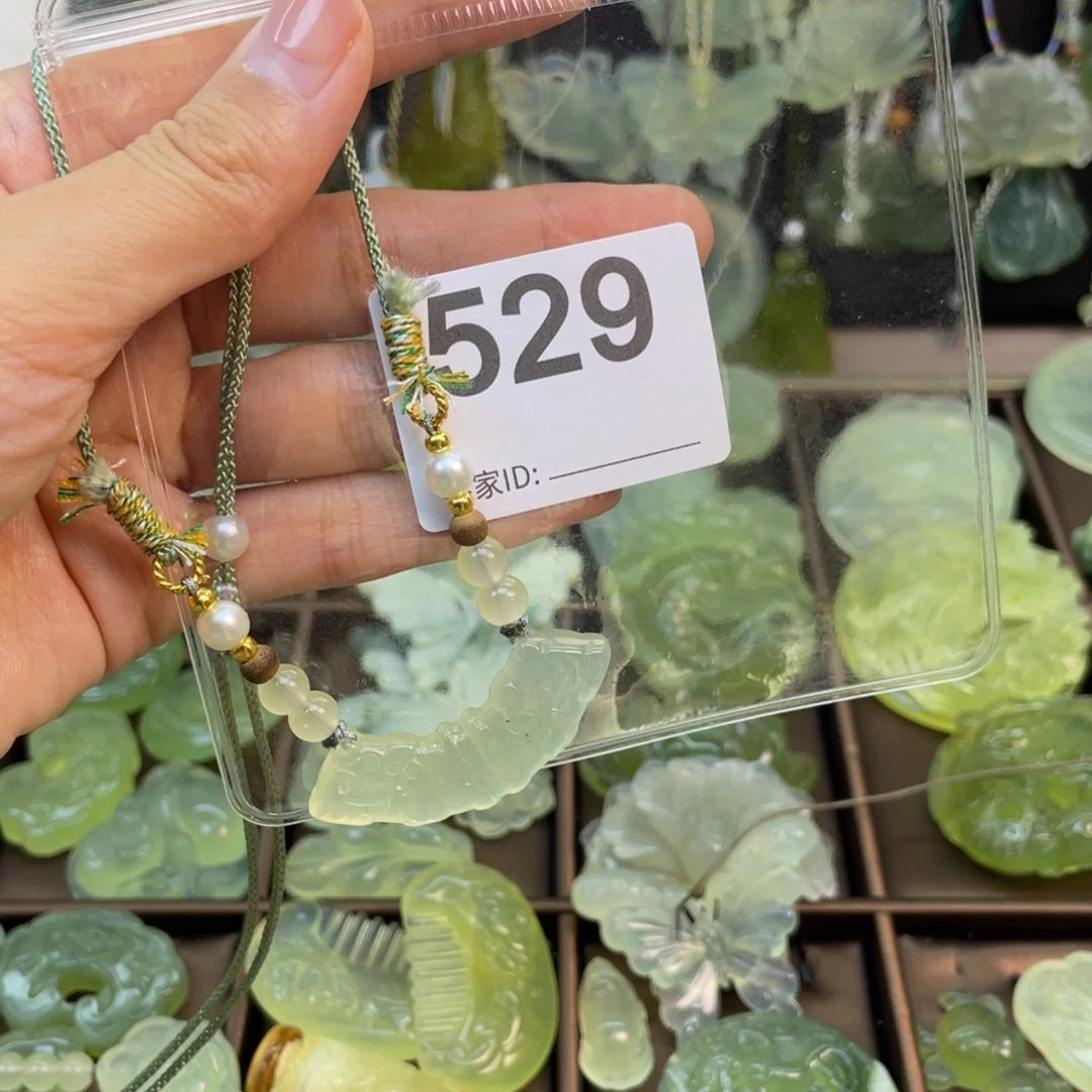 蛇纹石玉未镶嵌项链默认微瑕