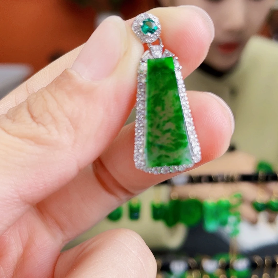 翡翠银S925镶嵌耳饰