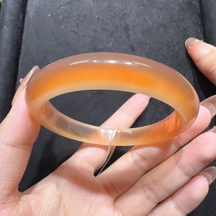 玛瑙/玉髓手镯未镶嵌加*