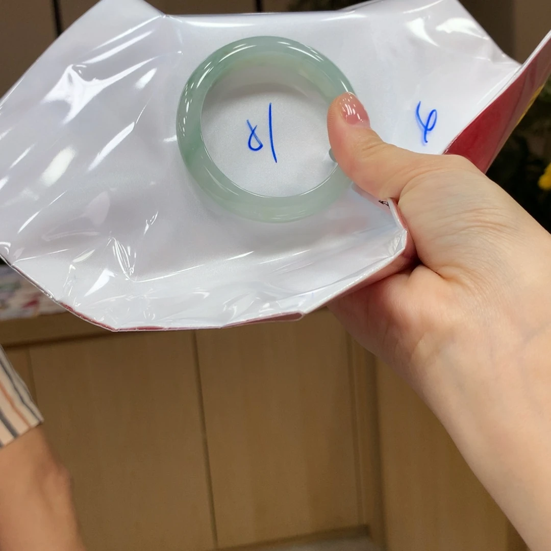 未镶嵌手镯翡翠不退不换