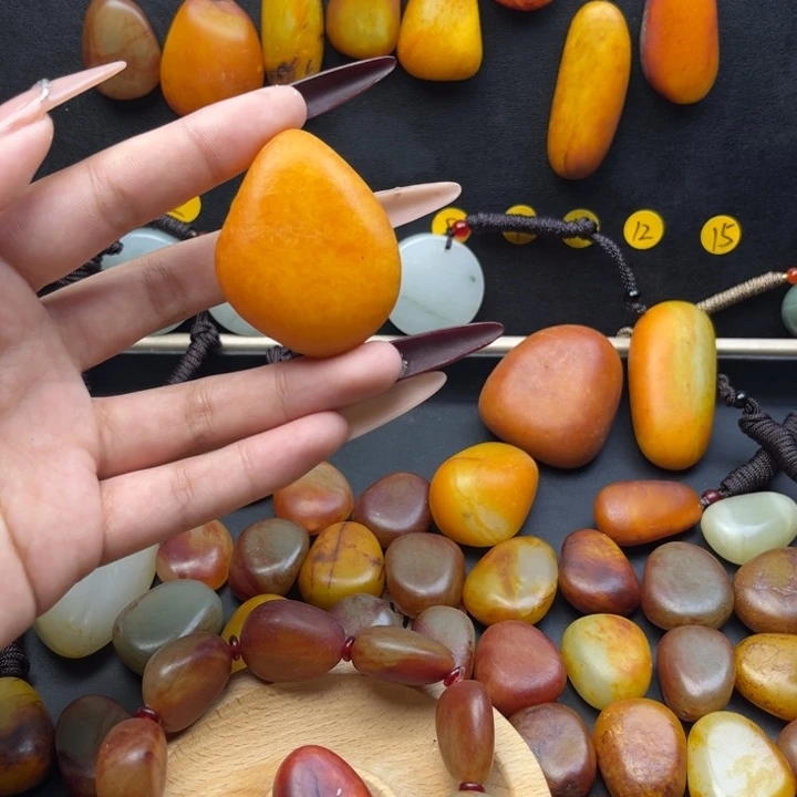 和田玉（糖玉）未镶嵌珠宝半成品