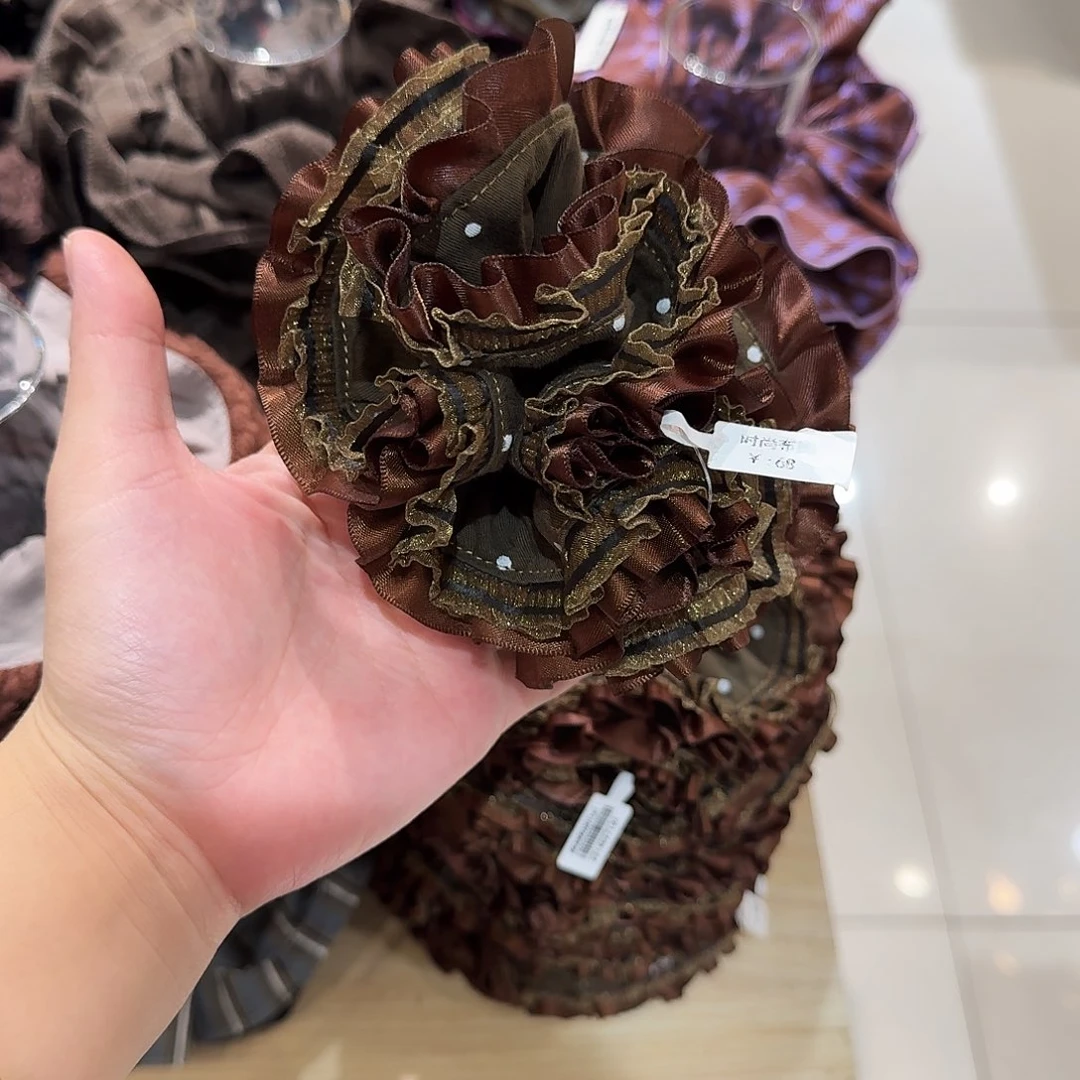 非金属咖色波点蛮腰