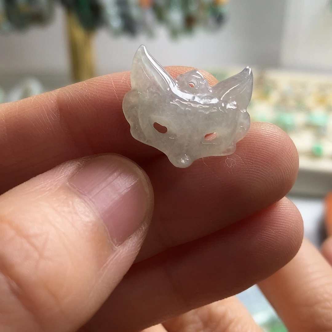 翡翠未镶嵌颈饰15