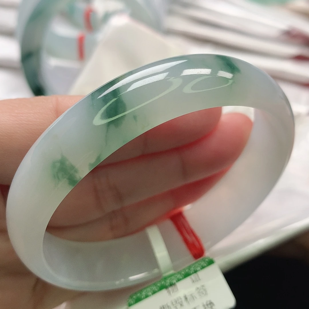 翡翠未镶嵌手镯贵妃57