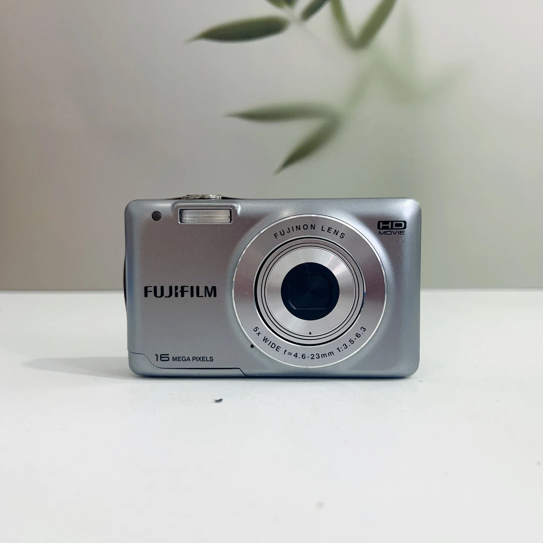 95新 Fujifilm/富士 JX560银色1600w像素5倍变焦色彩浓郁胶片感足