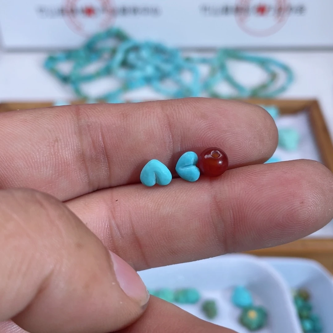 南红玛瑙未镶嵌颈饰324