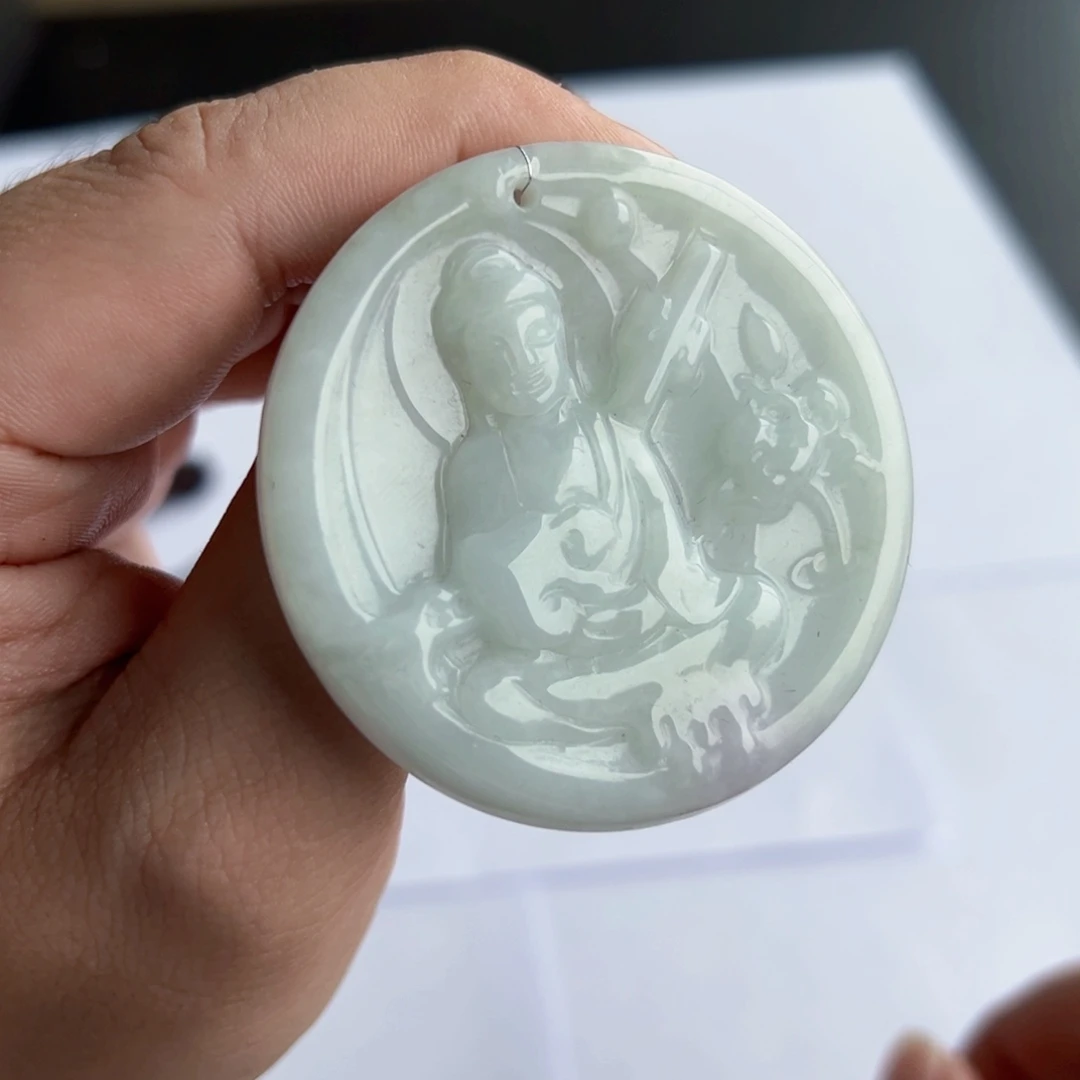 翡翠未镶嵌颈饰挂件