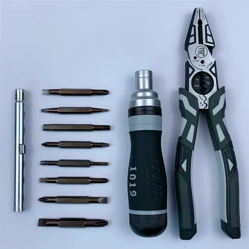 多功能工具两件套工具套装多功能螺丝刀多功能钳子家用万能小一字