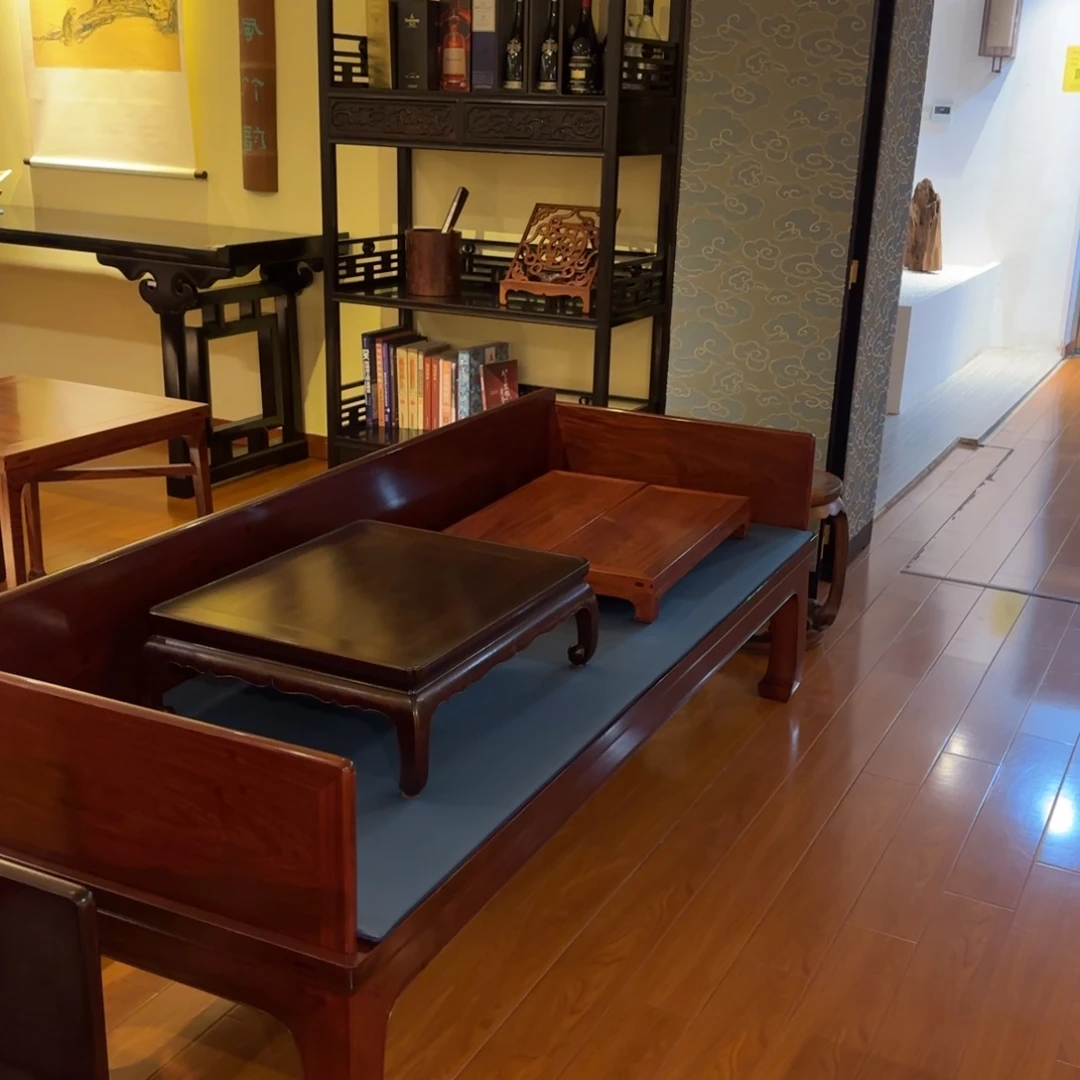 笨***笨铁的脚步下班没美女哦