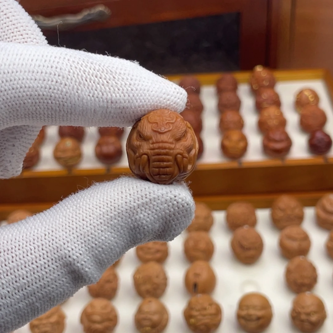 一****猴头核桃吊坠猴头核桃雕刻