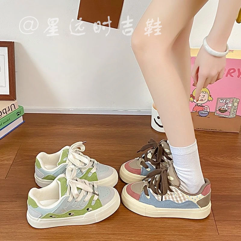 34码-40码显脚小百搭休闲板鞋面包鞋2025新款厚底校园风小白鞋女