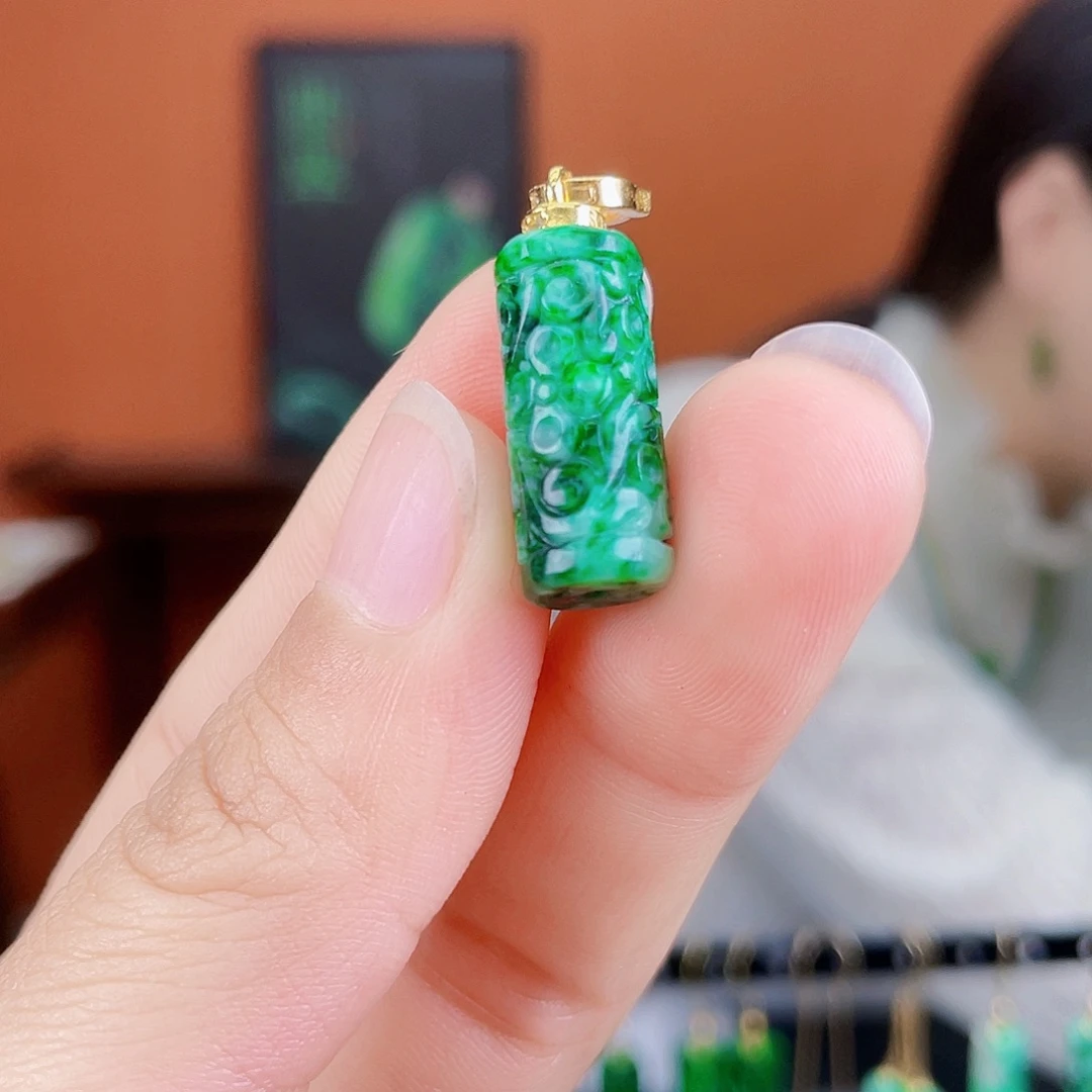 翡翠未镶嵌耳饰饰品