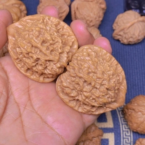 【闪购商品】文玩核桃吊坠官帽46