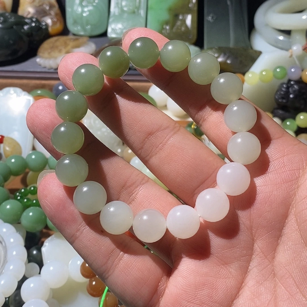 焦***包和田玉未镶嵌手串