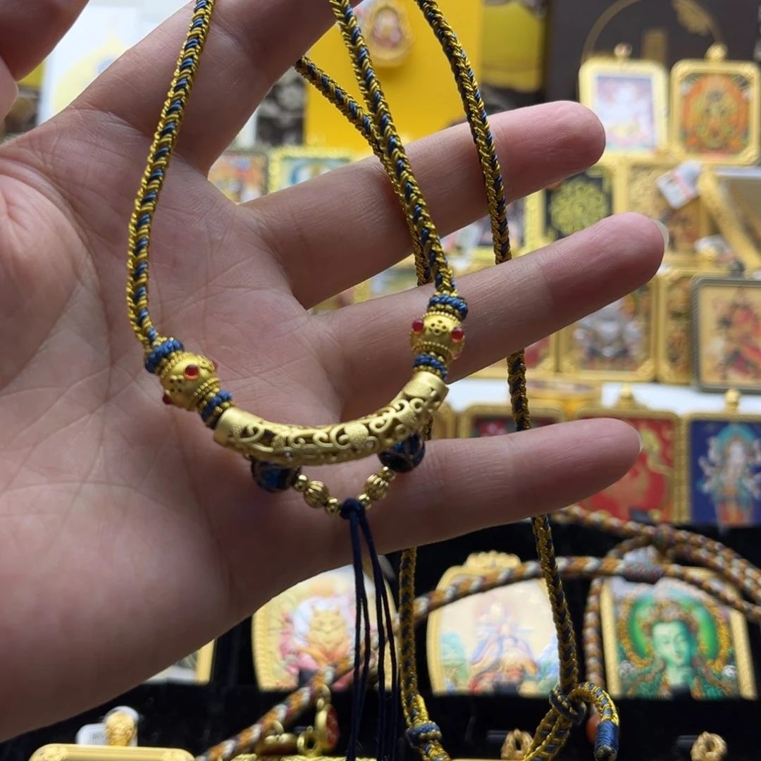 小****吊坠唐卡的历史悠久的文化遗产