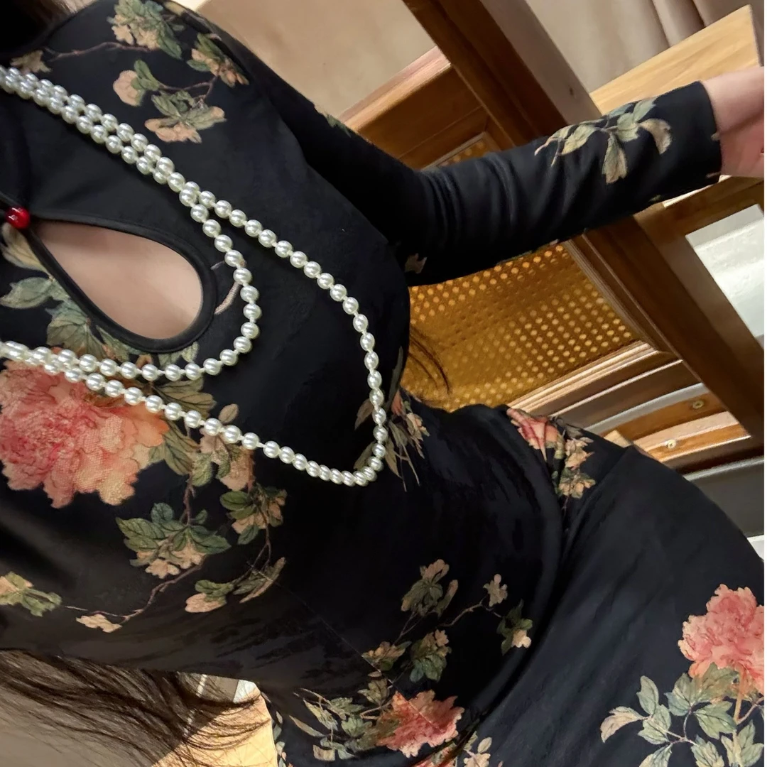 LHMknk1画报夫人原创自制新中式国风显瘦旗袍连衣裙 水滴领压轴花