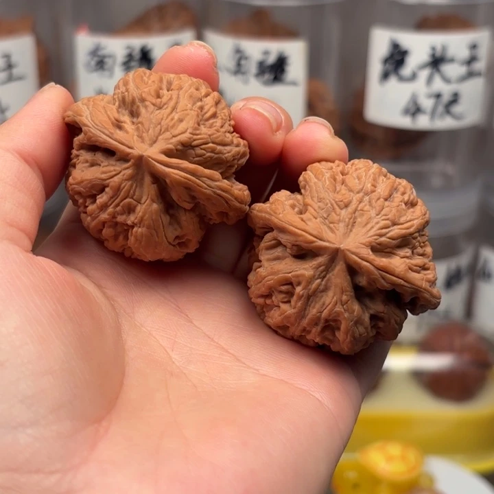 吊坠桃核43粗筋11111