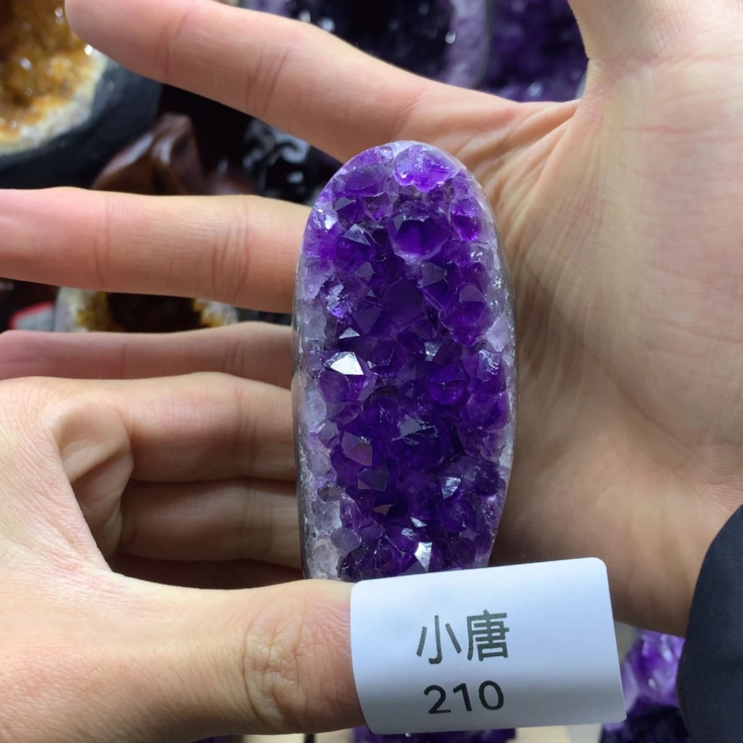 紫晶大型摆件（非配饰）未镶嵌