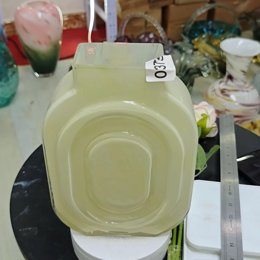 高26口9琉璃造型花瓶