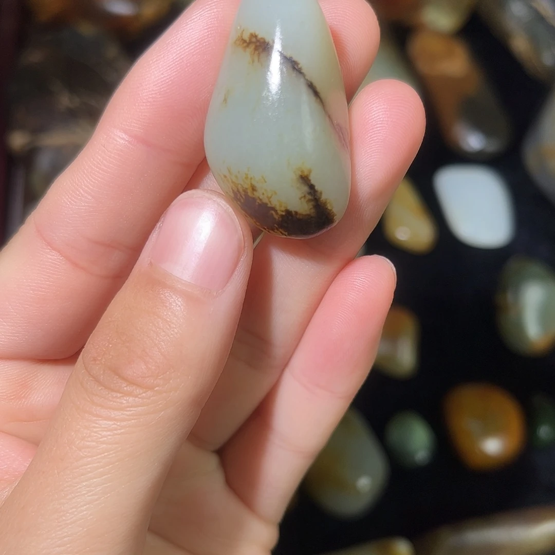 ****城和田玉（糖玉）未镶嵌挂件20g