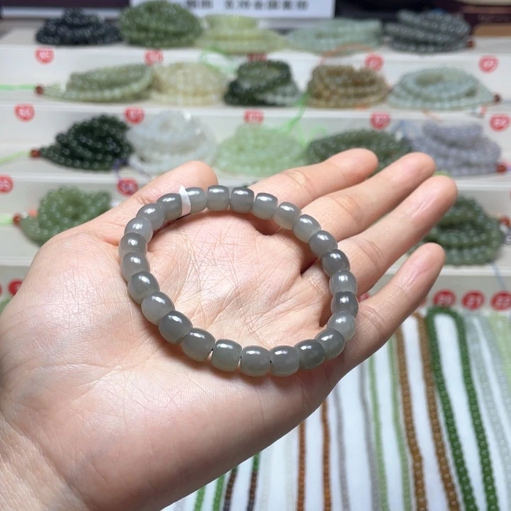 和田玉手链未镶嵌8m m