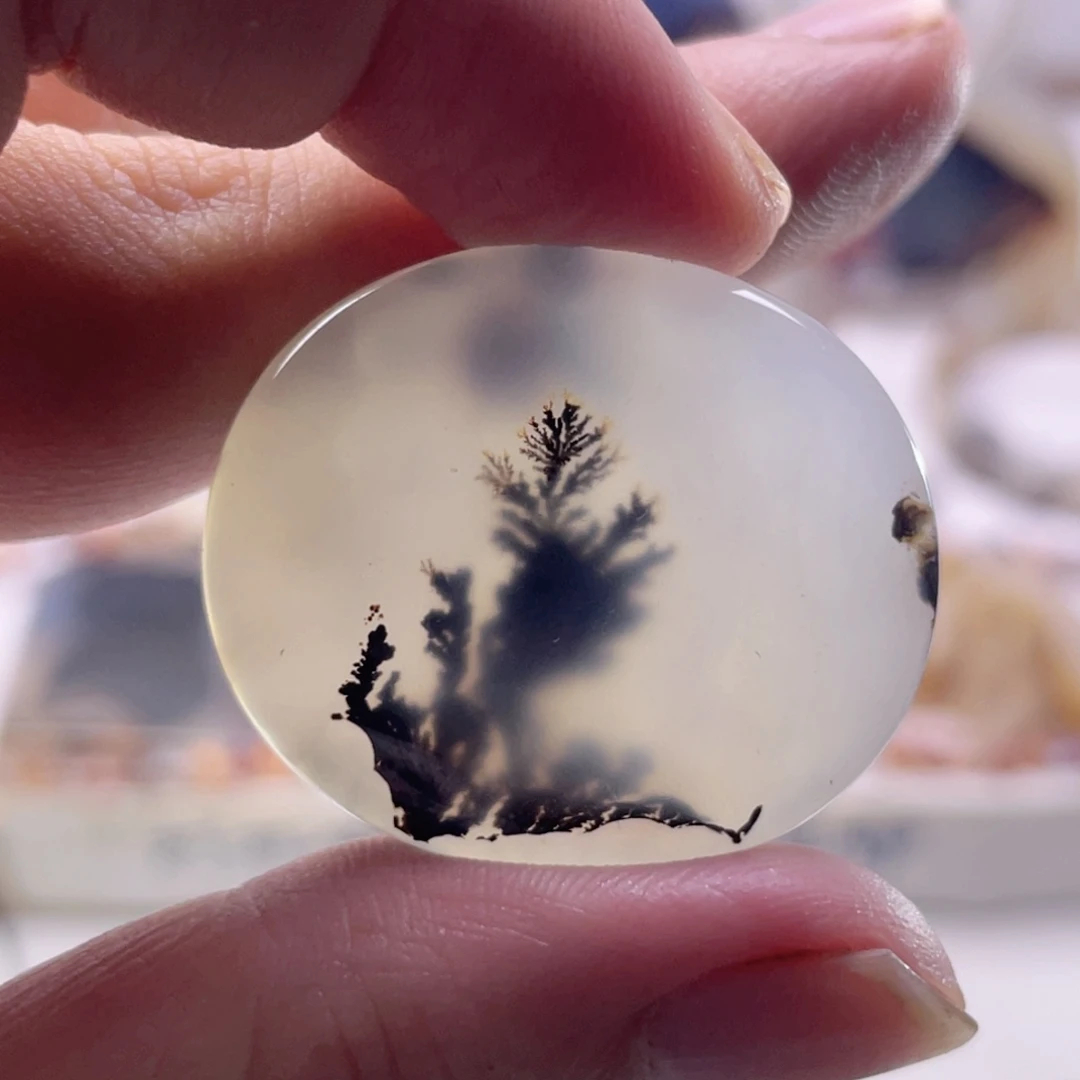 玛瑙/玉髓未镶嵌珠宝奇石