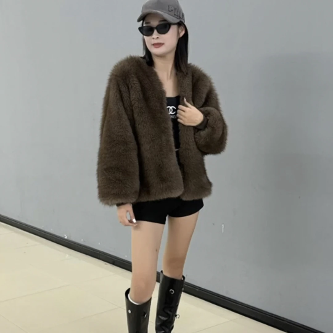 短款圆领常规女常规款V领黑色口袋翻领