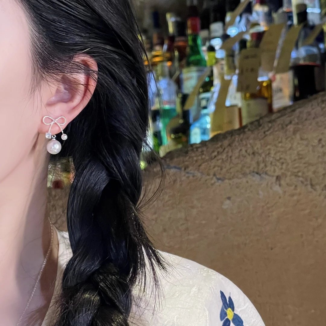 银色蝴蝶结珠珠耳钉时尚温柔轻奢气质ins小众法式F467