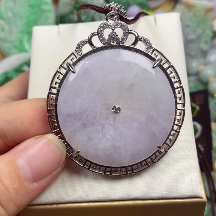 翡翠未镶嵌吊坠(赠链)