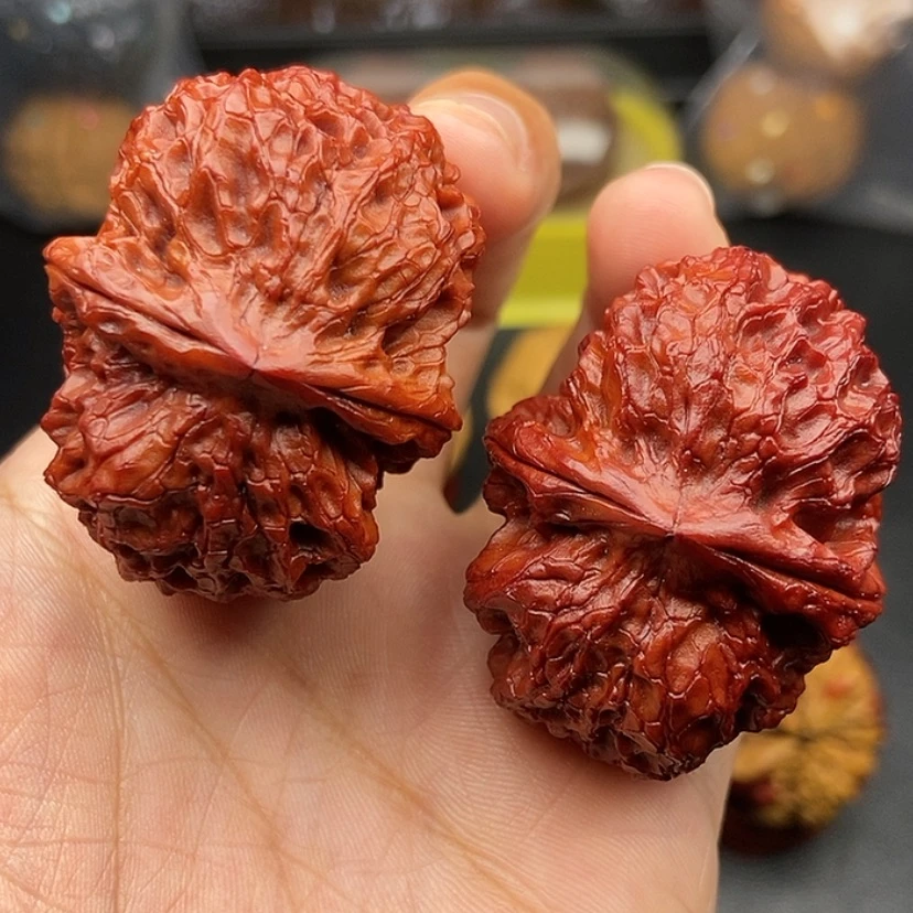 【闪购商品】把件文玩核桃43尺太湖石元宝