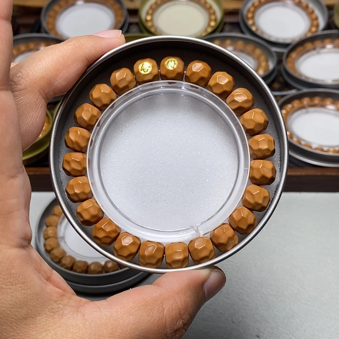 猴头核桃手串38号18k双标黑金无相10左右