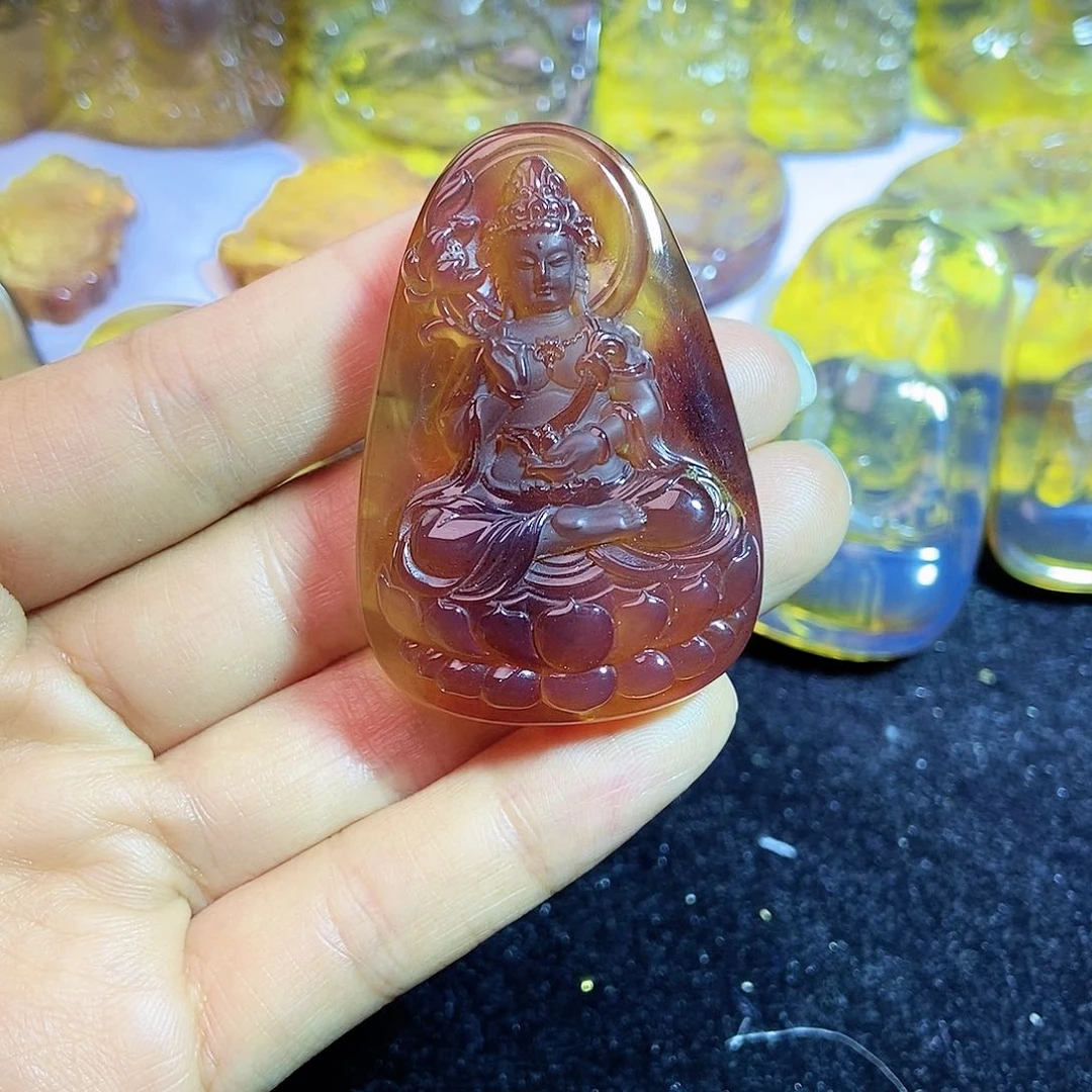 琥珀颈饰未镶嵌大势至
